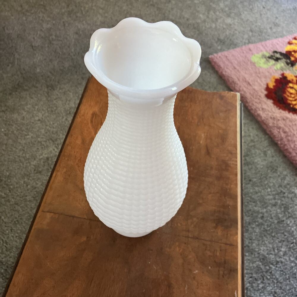 Vintage Milk Glass Corncob Hobnail Lamp Chimney Hurricane 3" Fitter 9.75" High